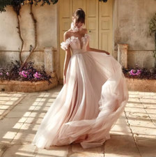 Customized Beautiful Bridal Dress Wedding Gown in Champagne with Sheer Spaghetti