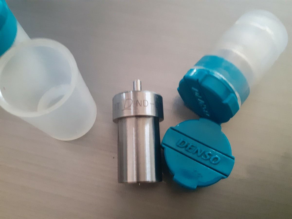 Genuine 4 PCS DENSO DN12SD12 (093400-1160/ 105000-1600 /0 434 250