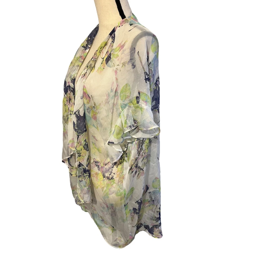 Para mujeres BCBG Generation Sheer Shrug Kimono Envolvente Blanco Floral XS/S Foto 3 de 4