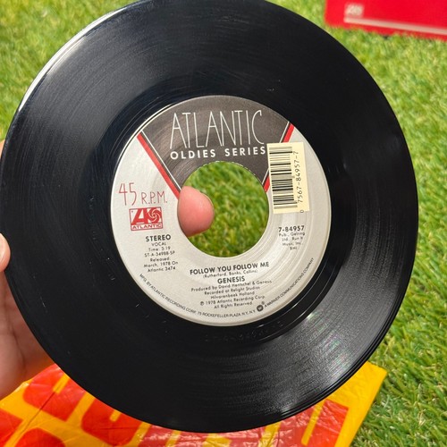 Atlantic Oldies Series Genesis 45 RPM Vinyl Record 7-84957 - Picture 5 of 7