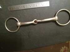 loose ring snaffle bit 5 3/4 in mouth