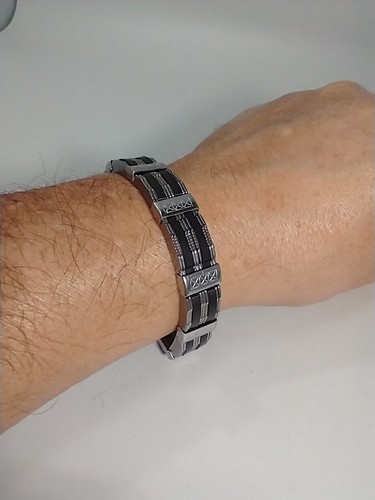 MENS 8 1/4" STAINLESS STEEL AND BLACK STEEL LINK STYLE BRACELET Locking Clasp - Picture 2 of 7