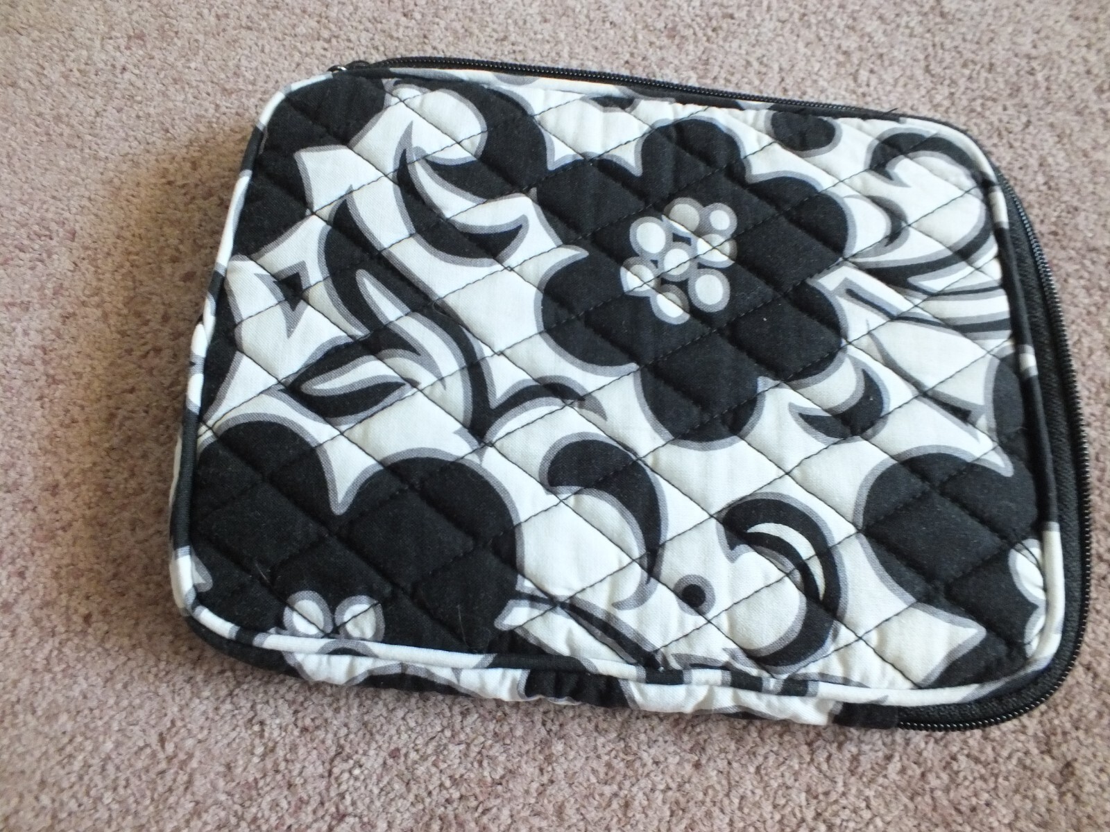 Vera Bradley E Reader Case Tablet Case Black Whit… - image 2