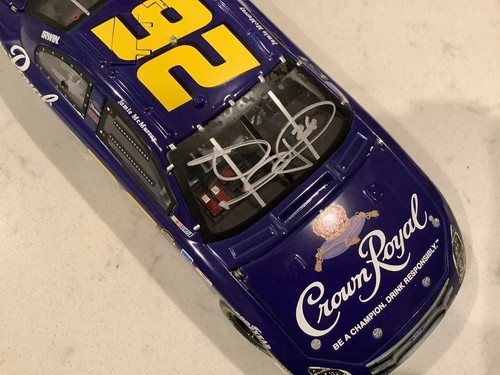 JAMIE MCMURRAY AUTOGRAPHED 2006 FORD FUSION CROWN ROYAL OWNERS DIECAST & CARD - Picture 12 of 12
