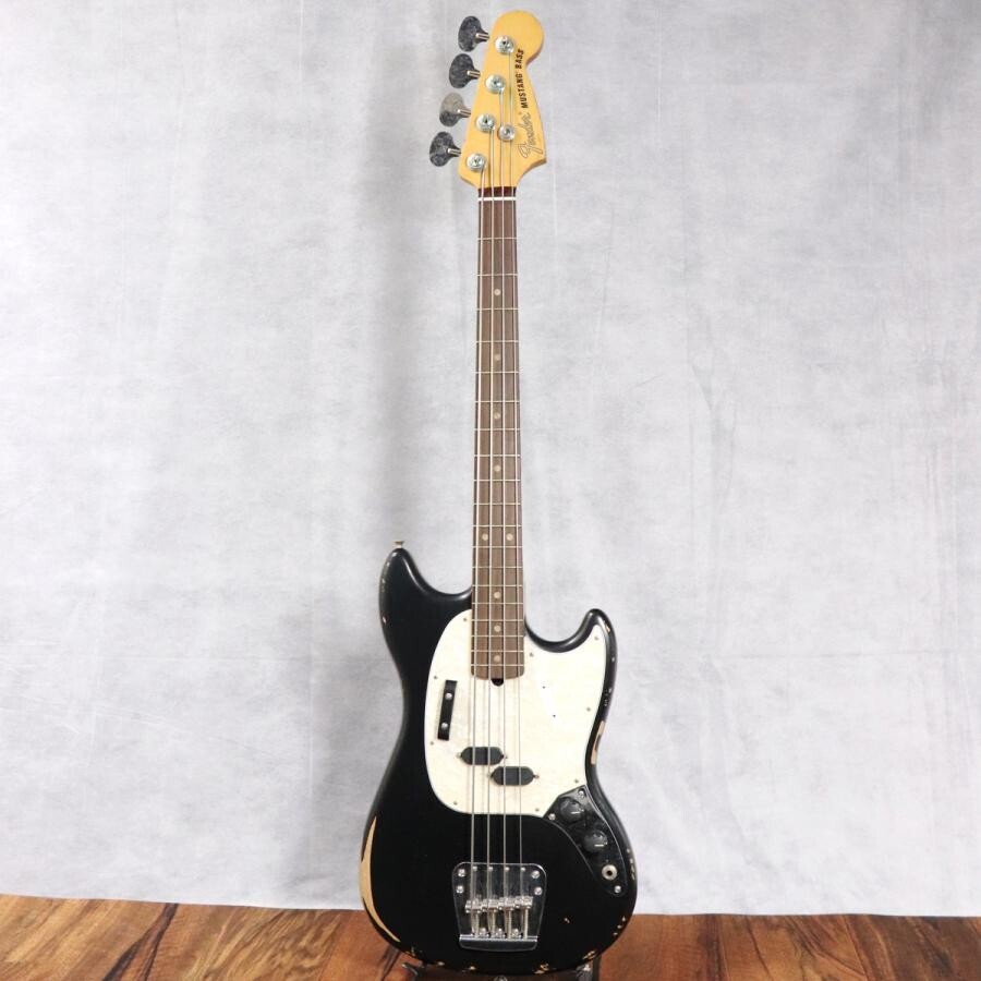 【最終値下げ】Fender JMJ Road Worn Mustang Bass Fender JMJ Road Worn Mustang Bass Guitar - Faded Daphne Blue