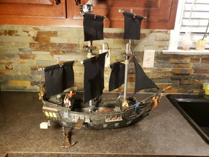 lego mini black pearl