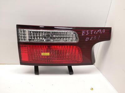 TOYOTA Estima MK2 2000-2006 Linke Heckleuchte Innen Klar Rot Unten 370