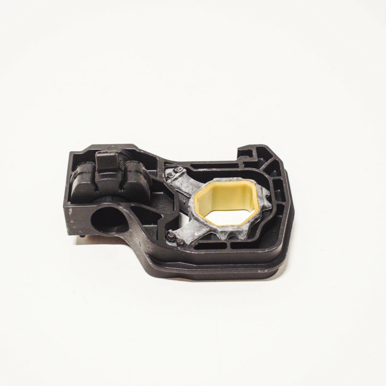 NEW BMW 5 F10 LEFT SIDE RADIATOR BRACKET 7575247 17117575247 OEM  