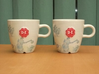 2 x Douwe Egberts Tassen Ethno Kunst Design Royal Raja Paar Tasse Naiv Primitiv Sehr guter Zustand