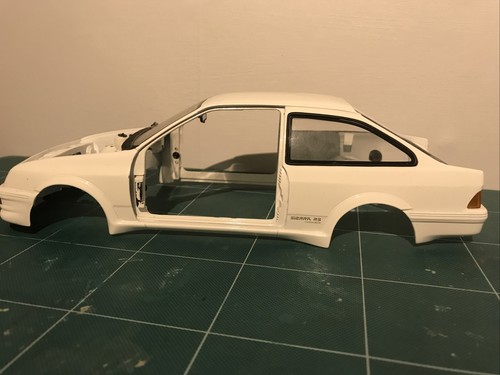 1/18 Minichamps Ford Sierra Rs Cosworth Carrozzeria Finestre Luci Ect Ricambi - Foto 4 di 7