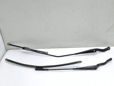 Opel Corsa D  Wischerarme Scheibenwischerarm vorne 2x  13284134 13284136  (00)