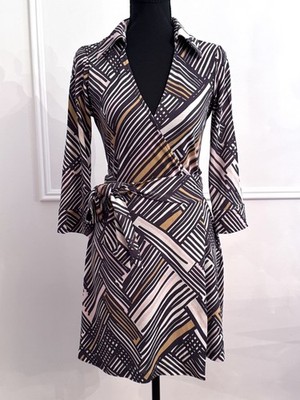 Diane Von Furstenberg DVF Size 6 Silk Wrap Dress Geometric Print Brown Pink