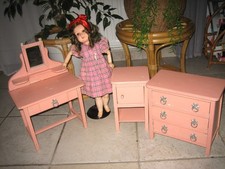 ancien mobilier, chambre  de  poupée, armoire, coiffeuse, Modes et Travaux?