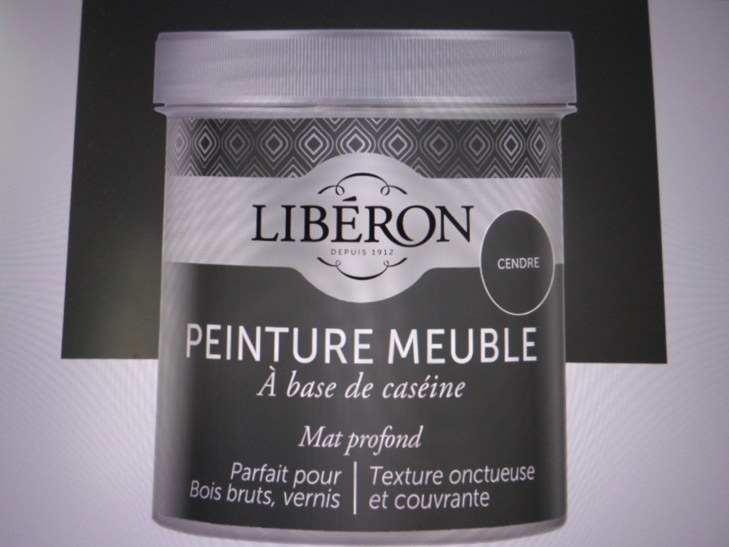 Peinture meuble Libéron cendre effet mat profond velouté anti-reflet