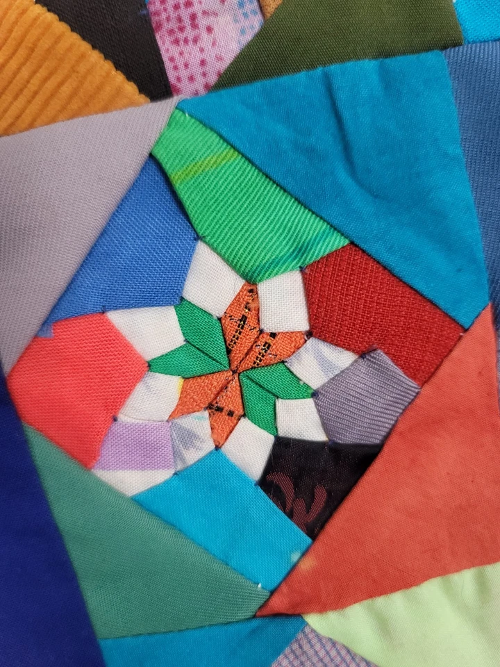 Vintage 1960s Womens Vest Sz XL Christmas Star Handmade Quilted Stunning VTG - Image 4 of 4