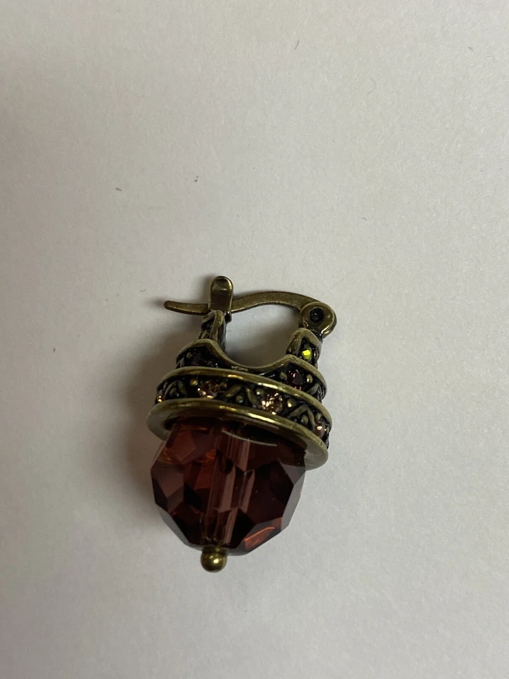 Brincos femininos Heidi Daus bronze roxo gota perfurada Swarovski - Imagem 4 de 4