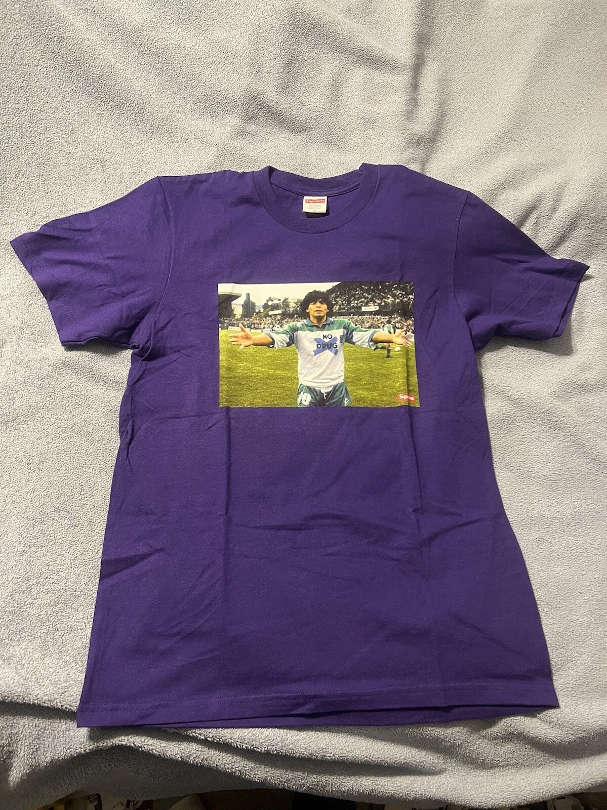 Tee shirt homme Supreme Maradona manches courtes coton taille S violet neuf sans étiquette