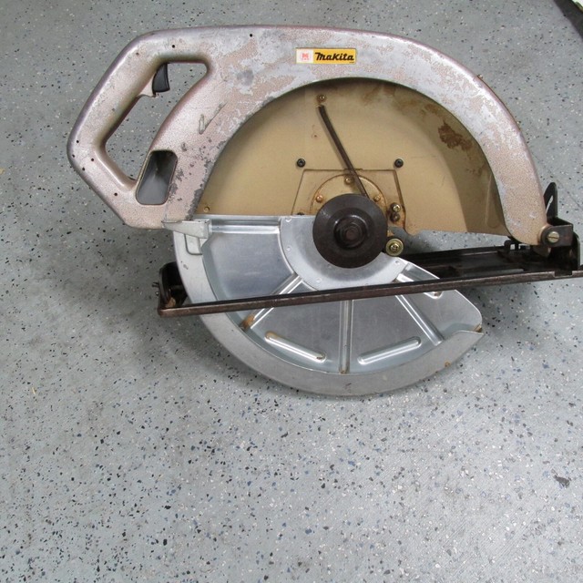 Makita Model 5402a 415mm Corded Circular Beam Saw Power Tool for sale