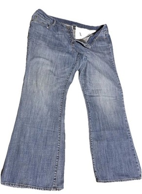 Gap Premium Fit Flare 18/34 Med Wash  Denim Jeans 5-Pocket Mid Rise Women's Plus
