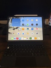Apple iPad Pro 11 2a generazione 256 GB, grigio siderale, (Apple Pencil + Magic Keyboard)