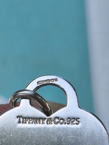 Authentisches seltenes Tiffany & Co schlichtes klobiges Armband mit Herzanhänger. - Bild 4 von 8