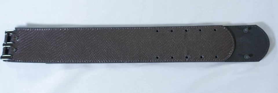 Cinturón BCBGMAXAZRIA Mujer S/M Gris Ancho Serpiente Cierre de Eslabones en Relieve 89027 Foto 2 de 4