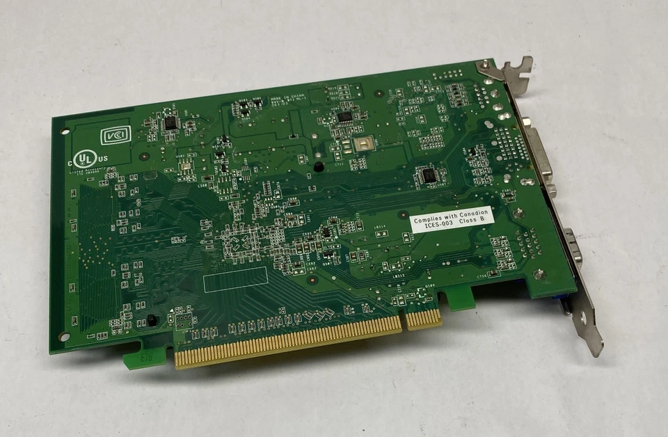 128MB Dell DT240 nVidia GeForce 7300 LE DVI / VGA / S-Video PCI-e Graphics Card - Image 4 of 4