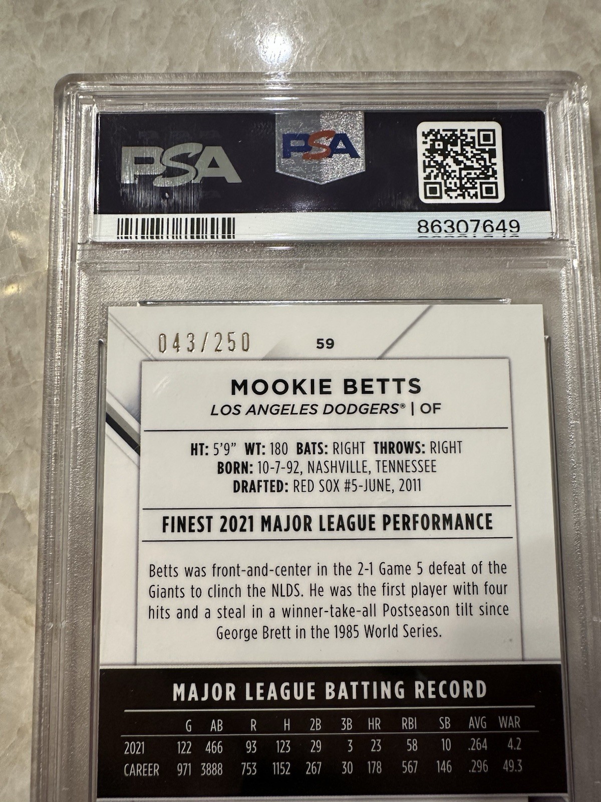 2022 Topps Finest - Mookie Betts #59 Blue/Aqua Vapor Refractor /250 PSA 10 Gem view 5