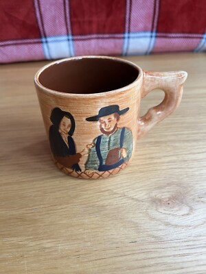 Pennsbury Pottery Amish Couple 8x8cm Hand Made Pottery Cup Vintage USA
