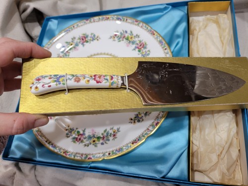 Mint New Box England English Coalport 'Ming Rose' Porcelain Plate Serving Knife - Picture 5 of 11