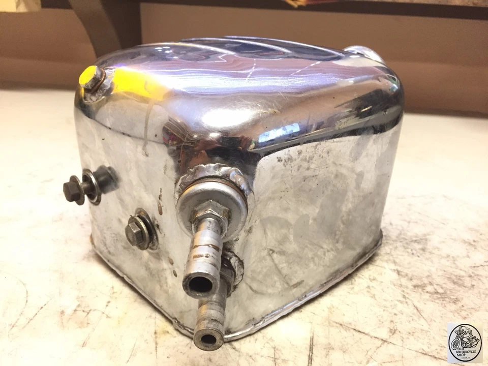 Tanque de aceite Norton 650 SS 1960-1964 plataforma de plumas OEM Foto 4 de 4