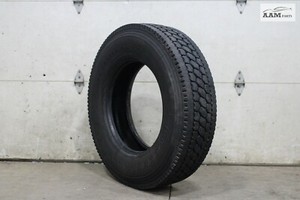 2018-2024 FREIGHTLINER CASCADIA WHEEL TIRE 295/75 R22.5 DOUBLE COIN OEM