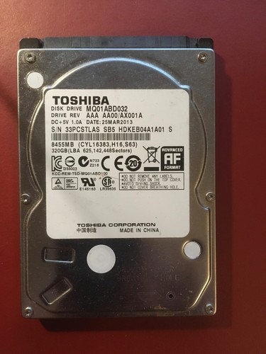 Toshiba 320 GB SATA II 2,5 Zoll 5400RPM 8MB interne Laptop Festplatte MQ01ABD032
