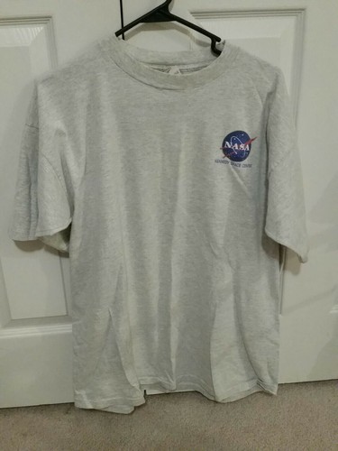 T Shirt Nasa Kennedy Space Center Size Extra Large Neck Tag Prairie Mountain - Picture 10 of 12