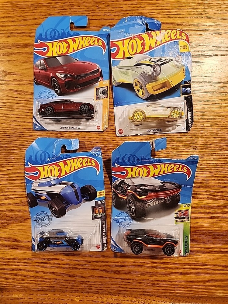 Hotwheels (Lot of 4)