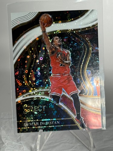 2023-24 Panini Select - Courtside DeMar DeRozan #210 White Disco Prizm /75