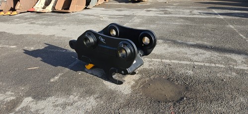 Quick Hitch w/ 80mm Pins - Unused - £1800.00 + VAT @ 20% - C562 - Picture 2 of 8