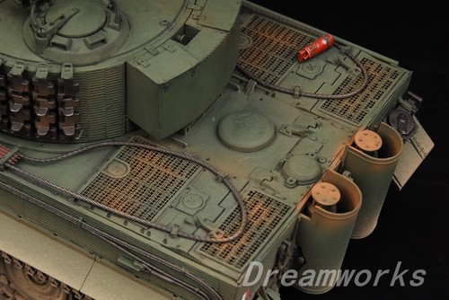 Ganador del Premio Construido 1/35 Francés CHAR Tigre I Late Zimmerit El Famoso Colmar + PE - Imagen 12 de 19