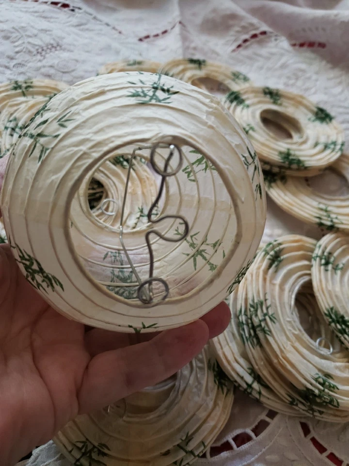 Vtg Asian Paper Lanterns, Group Of 18,  3.75 " Diameter - Image 3 of 4