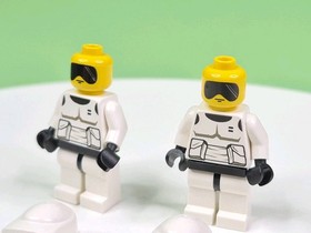 LEGO Vintage Star Wars Speeder Bikes Set (7128) - 100% Complete w/ Instructions