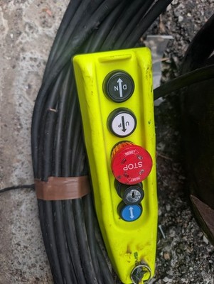 SWMS Wired Lifting Machine Remote Control Up Down Stop Buttons NOT TESTED 
