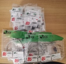 QUBIX - Presa Di Rete CCS EASYCRIMP CAT. 5E  RJ45 UTP + Patch Cord CAT. 5E 0,5mt