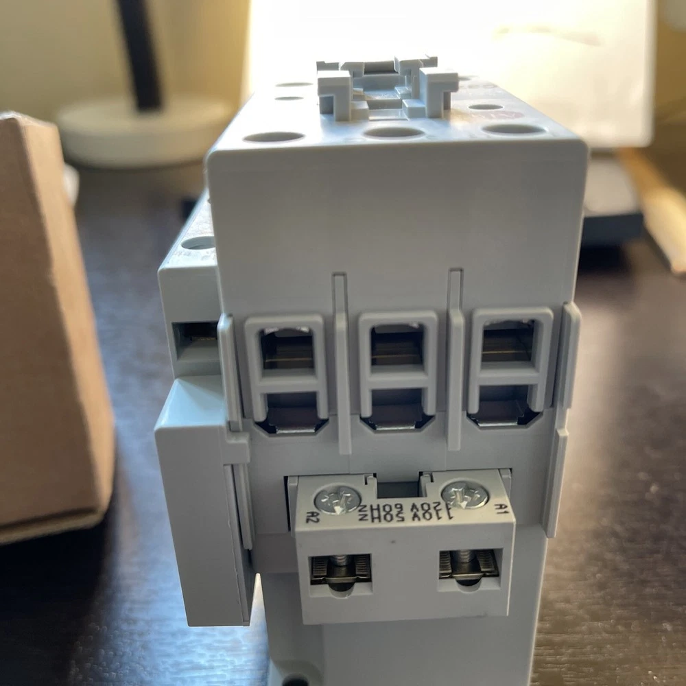 1PC Allen Bradley 100-C37D10. CONTACTOR. 110-120VAC NEW 646826320320 - thumbnail 3