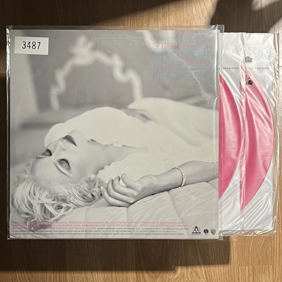 Madonna Bedtime Stories Promo Pink 2xLP #3847 - Image 2 of 4
