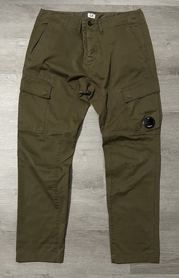 C.P. Company Men s Green Ergonomic Fit Cargo Pants Cotton Twill Tapered 48 W34