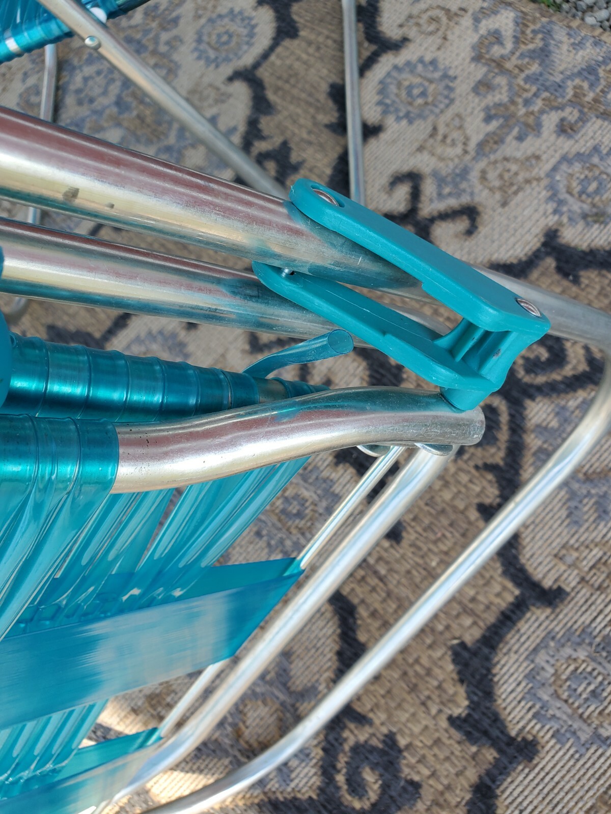 Vintage Folding Lawn Chairs Beach Deck Pool Vinyl Tubing Plastic Light Blue Lot Hoge beoordeling voor verzending van bestelling
