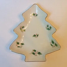 Royal Limited Holly Holiday 7.5 Inch Christmas Tree Shaped Dish Japan