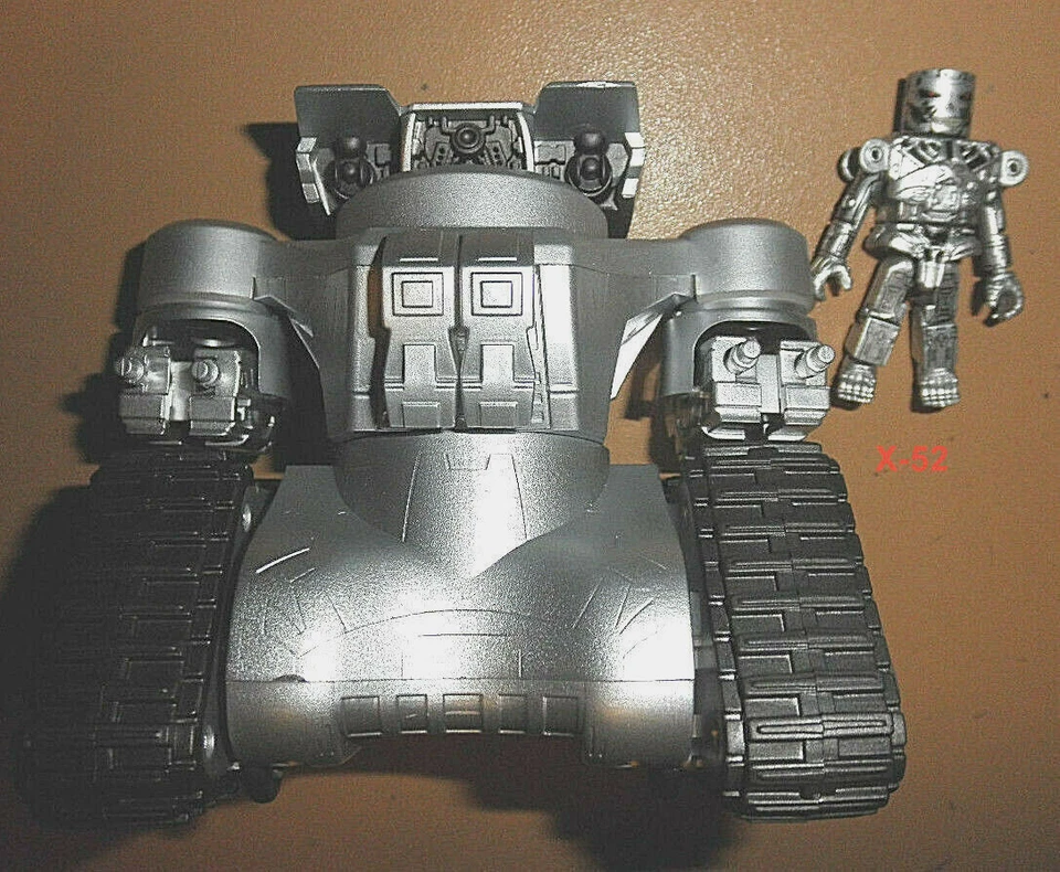 T2 Terminator 2 Minimates Hunter Killer Tank with Endo T-800 迷你人偶玩具 TRU — 第 4/4 张图片