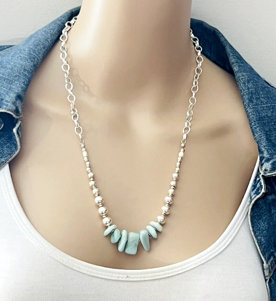 串珠银色 Larimore 项链 22 英寸 — 第 2/4 张图片