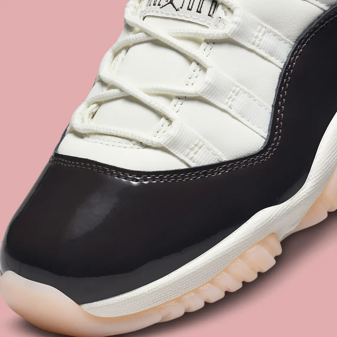 スニーカー Nike Air Jordan 11 Retro Neapolitan SAIL VELVET BROWN Toddler's Jordan 11 Retro 